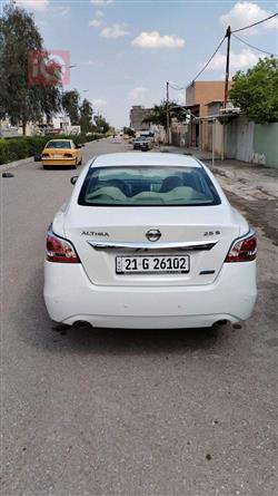 نیسان ئەلتیما